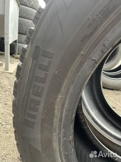 Pirelli Ice Zero 235/50 R18 101T