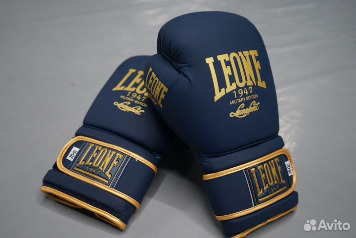 Боксерские перчатки leone кожаные