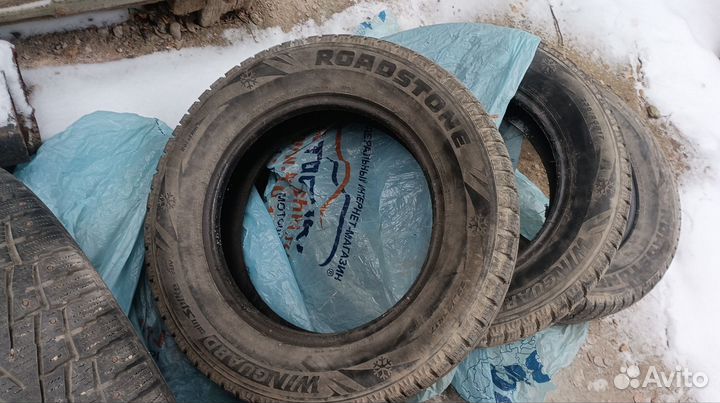 Roadstone Winguard WinSpike SUV 235/65 R17 108T