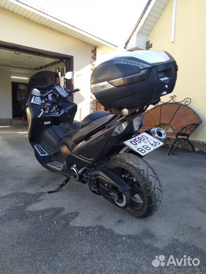 Yamaha T-MAX 530
