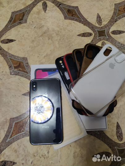 iPhone X, 64 ГБ