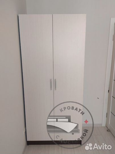 Шкаф распашной