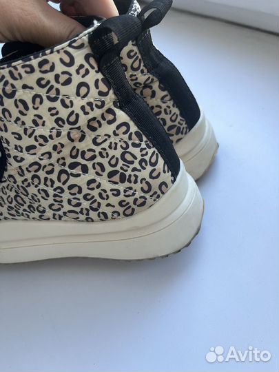 Кеды zara