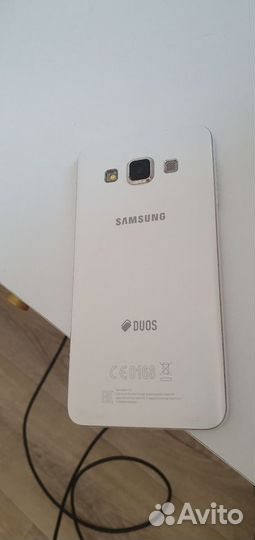 Samsung Galaxy A3 SM-A300F, 16 ГБ