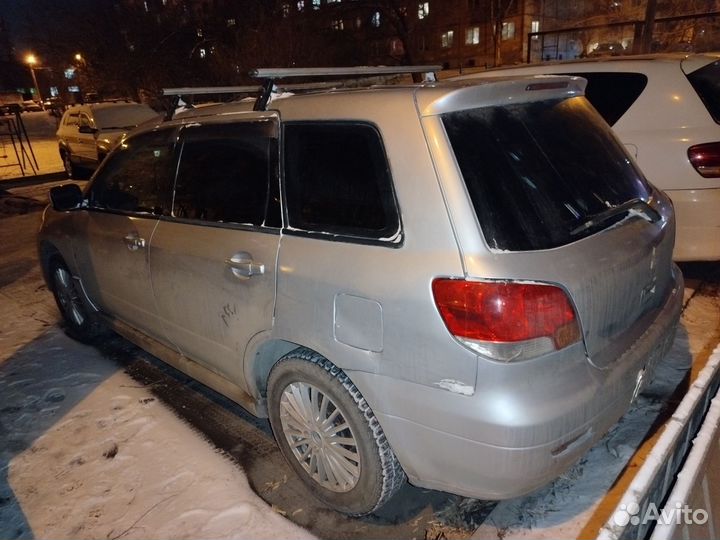 Mitsubishi Airtrek 2.4 AT, 2001, битый, 253 000 км