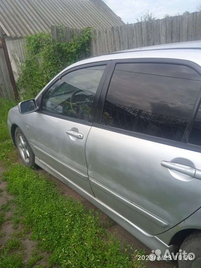 Mitsubishi Lancer 1.6 МТ, 2004, 256 000 км