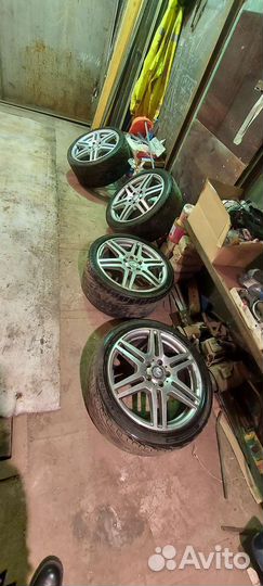Диски на mercedes r18 amg разноширокие