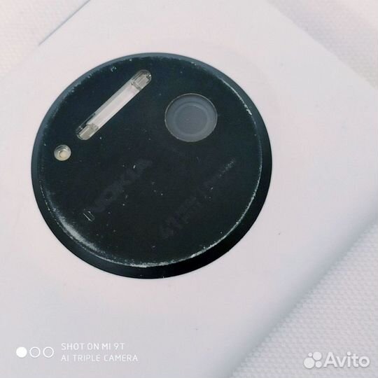 Nokia Lumia 1020, 2/32 ГБ