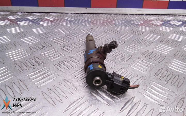 Форсунка Peugeot 308 T9 2013 0445110340