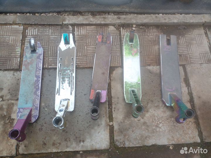 Дека на трюковой самокат