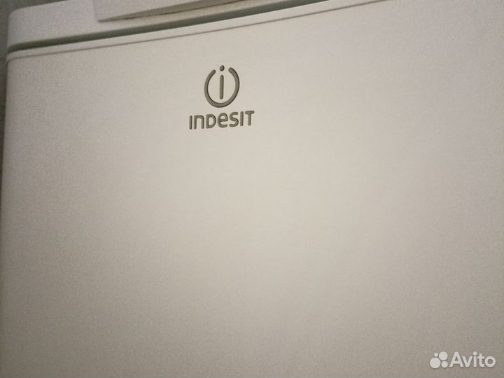 Холодильник indesit бу