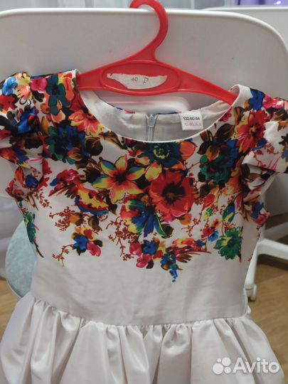 Нарядное платье для девочки 122 128