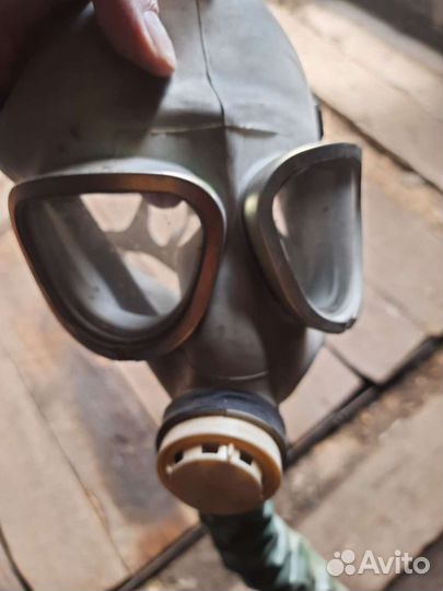 Противогаз ип-4М