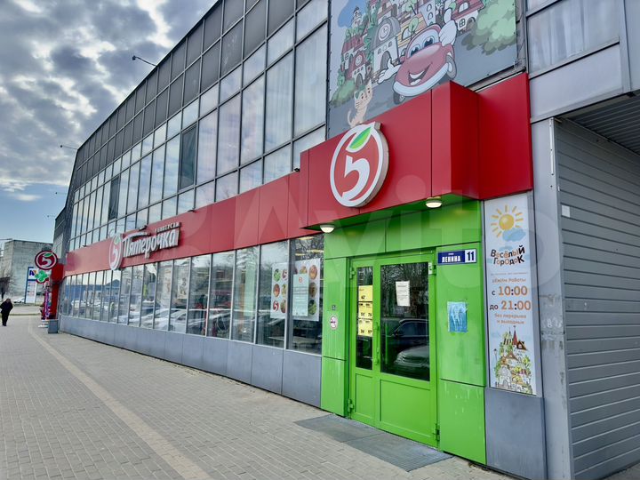 Торговая площадь, 348.3 м²