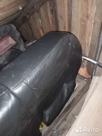 Заднее сиденье Volvo S60