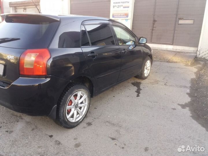 Toyota Corolla Runx 1.5 AT, 2001, битый, 230 000 км