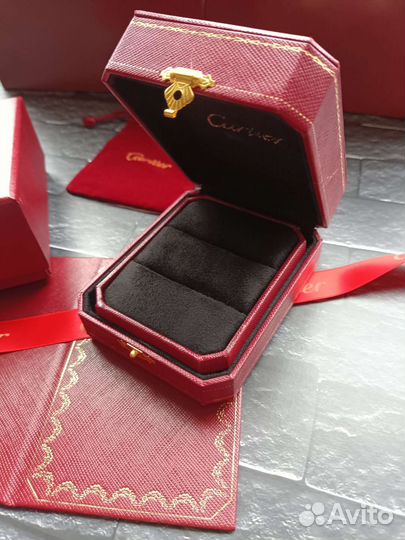 Коробка для обручальных колец cartier