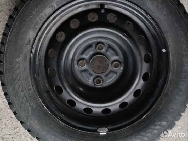 Nokian Tyres Hakkapeliitta 9 175/65 R14 86T