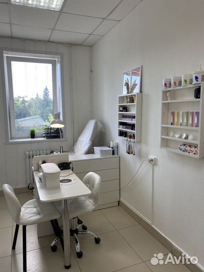 Мастер маникюра