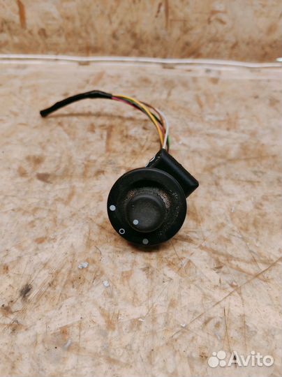 Переключатель регулировки зеркала Nissan Almera