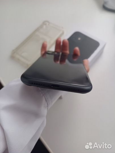iPhone 11, 256 ГБ