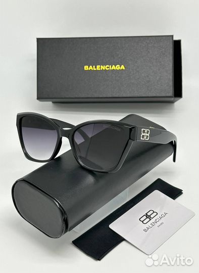 Солнцезащитные очки balenciaga