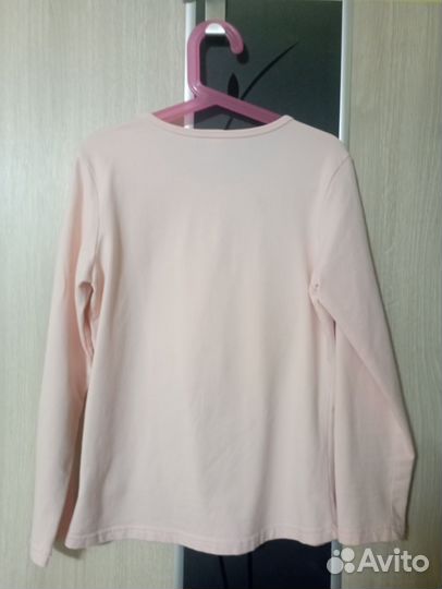 Кофточка с пайетками 140