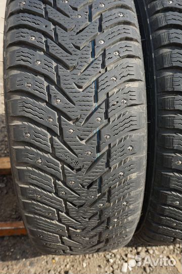 Nokian Tyres Hakkapeliitta 8 SUV 215/65 R16