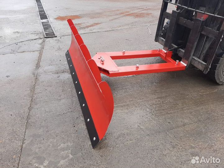 Отвал на вилочный погрузчик 2 м
