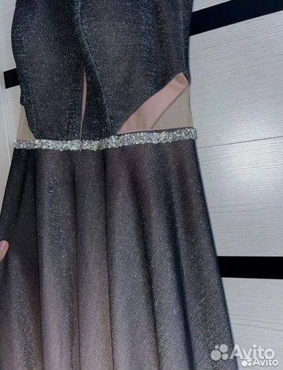 Вечернее платье