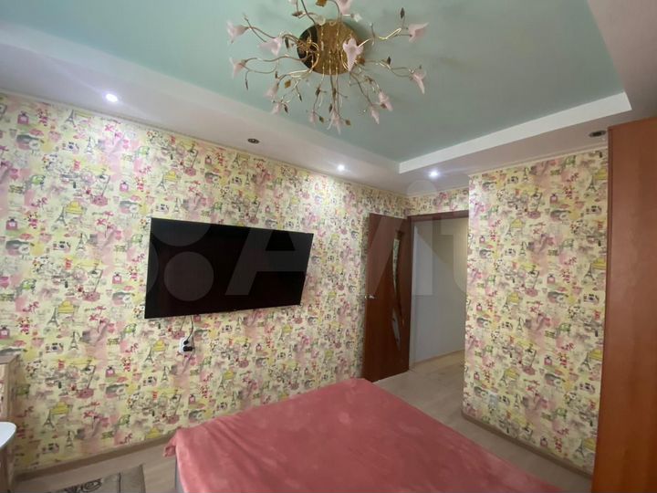 4-к. квартира, 71,8 м², 1/9 эт.