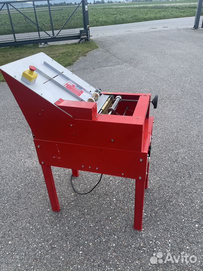 Этикетировщик на горячем клее