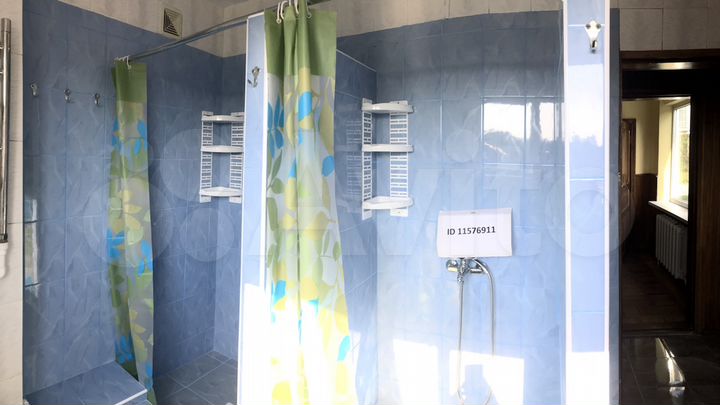 Комната 30 м² в 3-к., 1/2 эт.