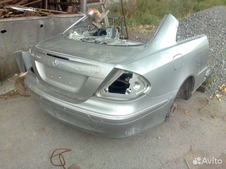 Mercedes clk-200(w-209)