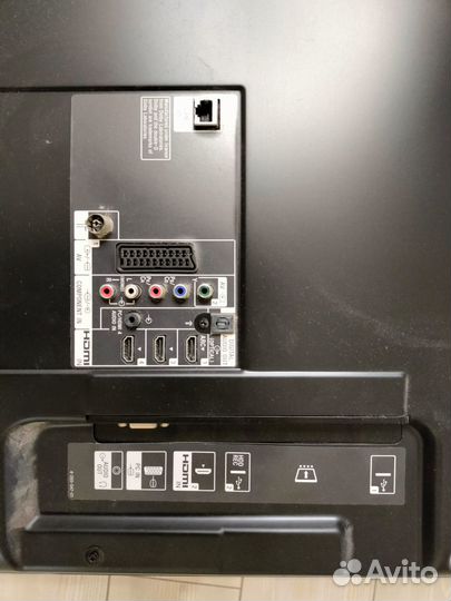 Продам телевизор диагональ 55