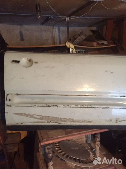 Двери на Audi 100 сигара