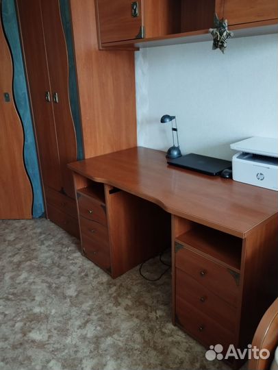 Спальный гарнитур б/у