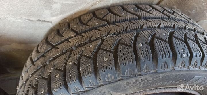 Bridgestone Ice Cruiser 7000 175/65 R14 82T