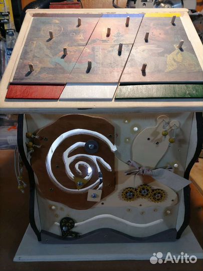 Бизиборд домик