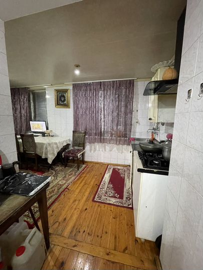 3-к. квартира, 80 м², 1/5 эт.