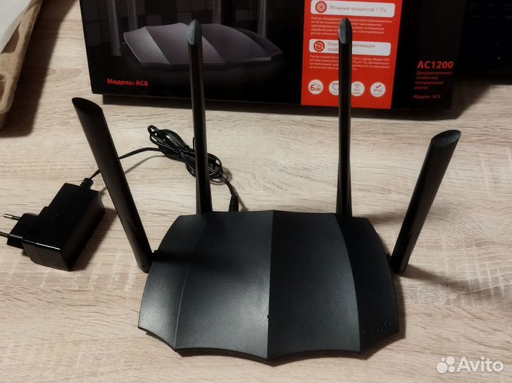 Wifi роутер Tenda AC8