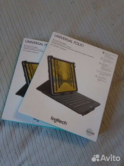 Клавиатура для планшета Logitech universal folio