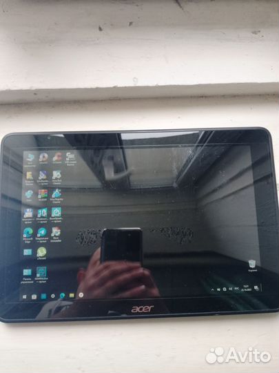 Продам планшет Acer One10 S1003-14ZH с клавиатурой