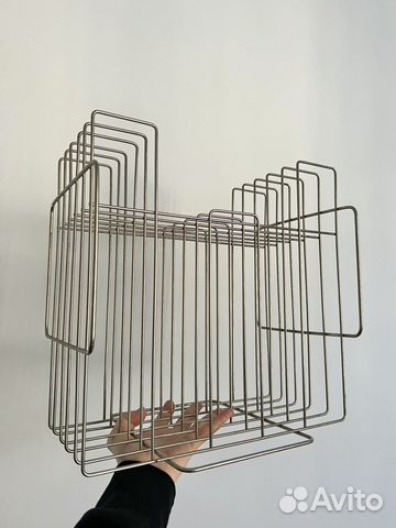 Подставка для виниловых пластинок