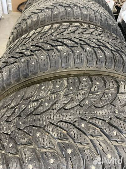 Nokian Tyres Hakkapeliitta 9 SUV 275/60 R20