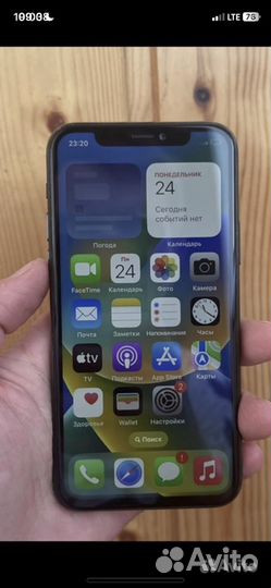 iPhone 11 Pro, 64 ГБ
