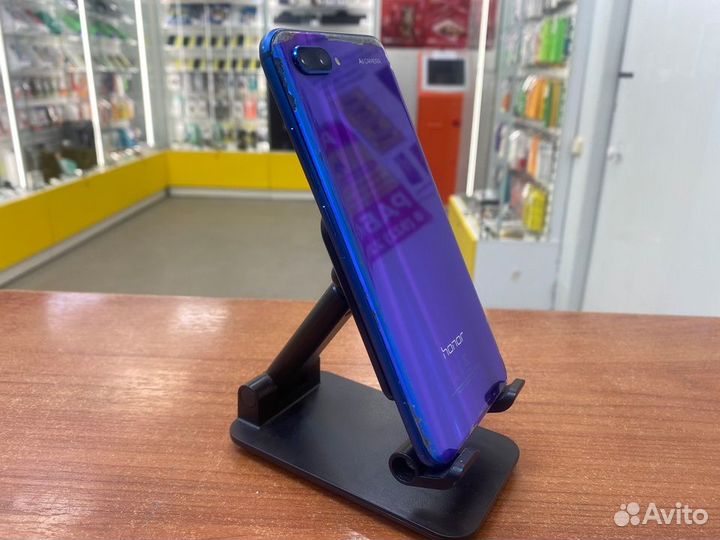 HONOR 10, 4/64 ГБ
