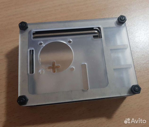 Разные корпуса Raspberry 4b