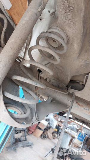 Пружина задняя Volkswagen Golf 4