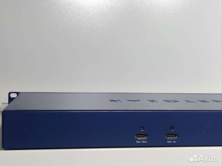Коммутатор Netgear gs724ts 4SFP/2hdmi
